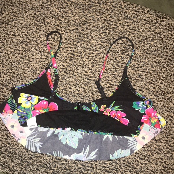 Old Navy swimsuit top Large NWT Floral - Picture 2 of 3